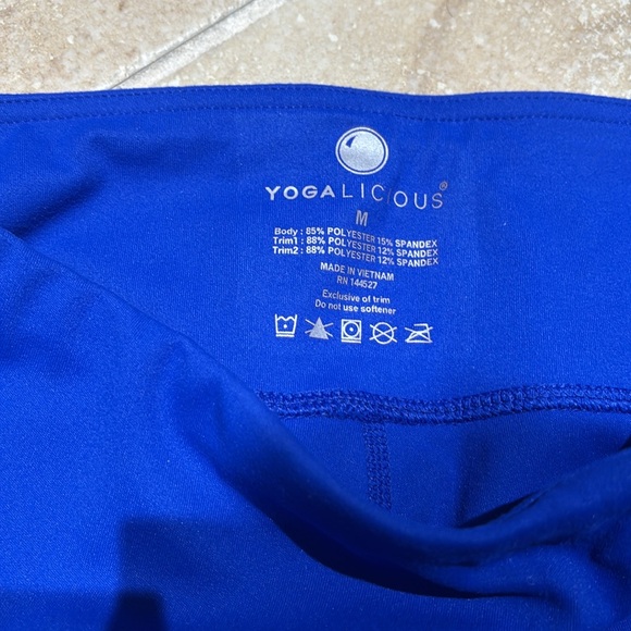 SALE🎉 YOGALICIOUS Bonded blue/gray & mesh leggings - Picture 7 of 11